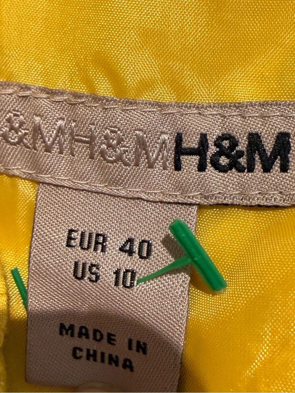 H&M Yellow Eyelet Midi Dress with Belt - Picture 5 of 6